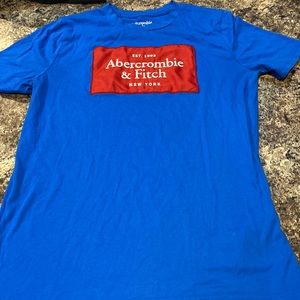 Boy’s Abercrombie t-shirt size 15/16